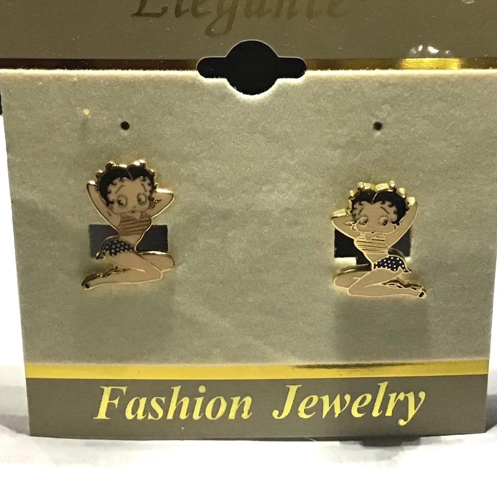 New Betty Boop pierced earrings Patriotic red stripe top blue shorts wit…